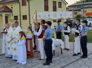 Župa Sv. Ivana Pavla II.Img-bca13e9d3d0ce246348c0aa721c7106c-v