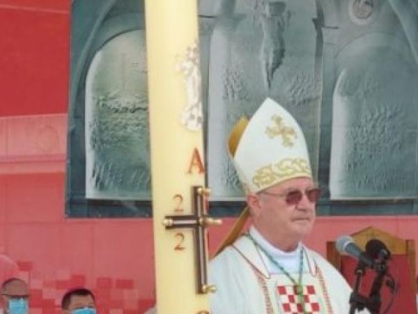 Biskup Križić predvodio misu na Udbini na 76. obljetnicu Blaiburške tragedije